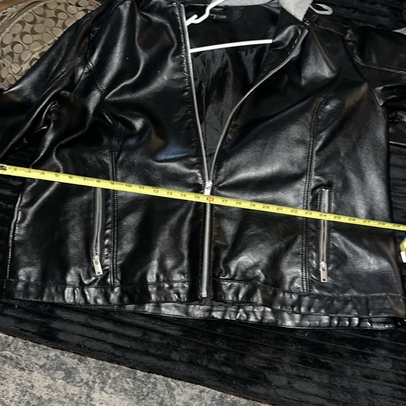 Unisex Size 3X New Look Hoodie Leather Jacket. - Picture 7 of 7